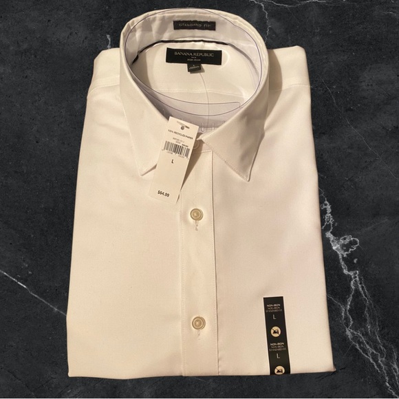 Men’s WHITE Banana Republic Non-Iron Standard Fit Button Down - Picture 1 of 3